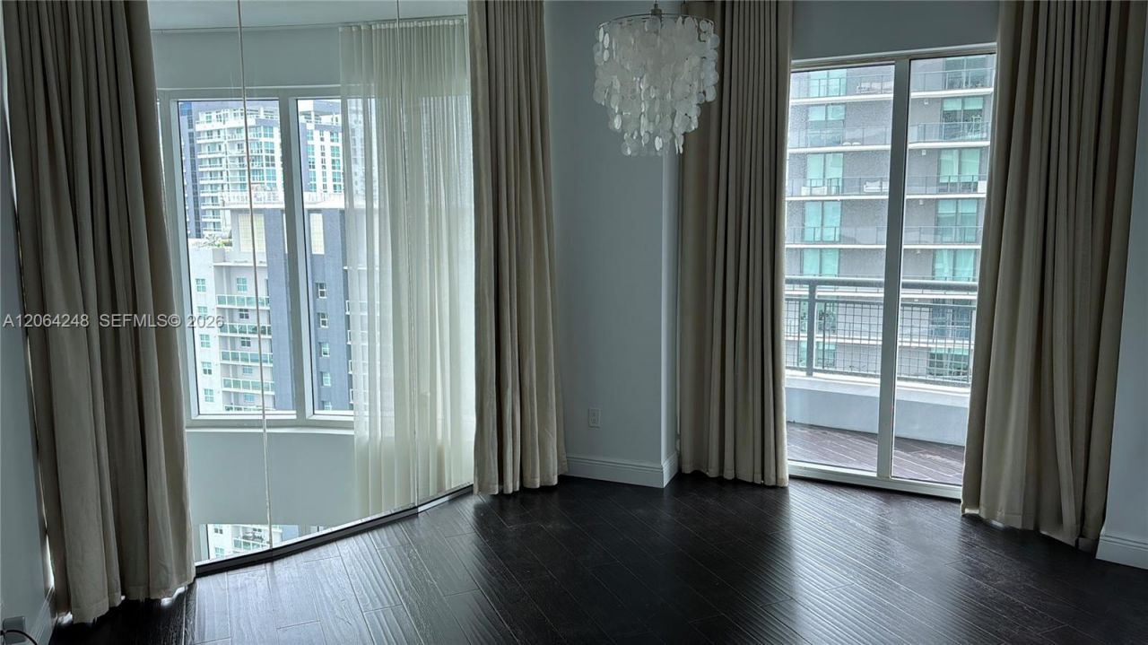 60 SW 13th St, Unit 3424, Miami, FL 33130 Photo