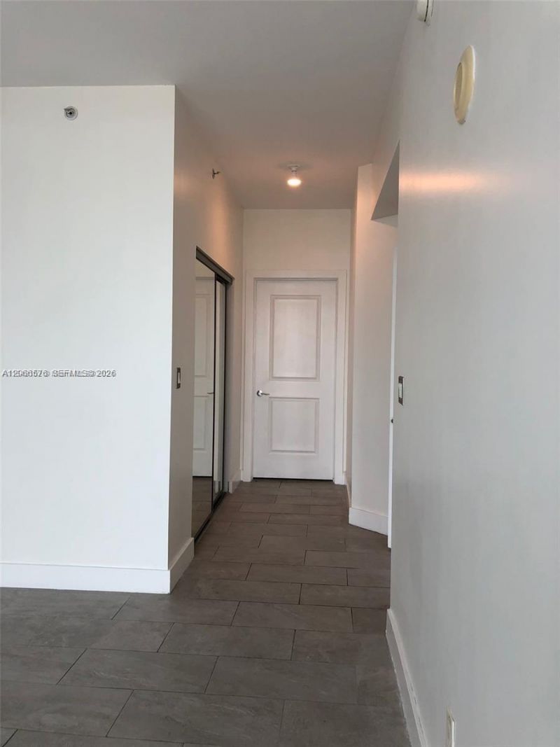 315 NE 3rd Ave, Unit 2009, Fort Lauderdale, FL 33301 Photo