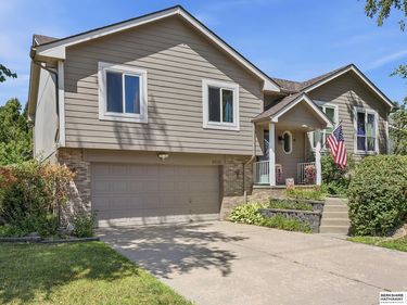 6510 N 102nd Avenue, Omaha, NE 68122