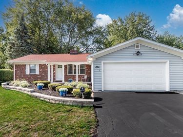 855 Oxbow Lane, Lewiston, NY 14092