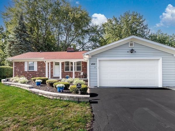 855 Oxbow Lane , Lewiston, NY 14092