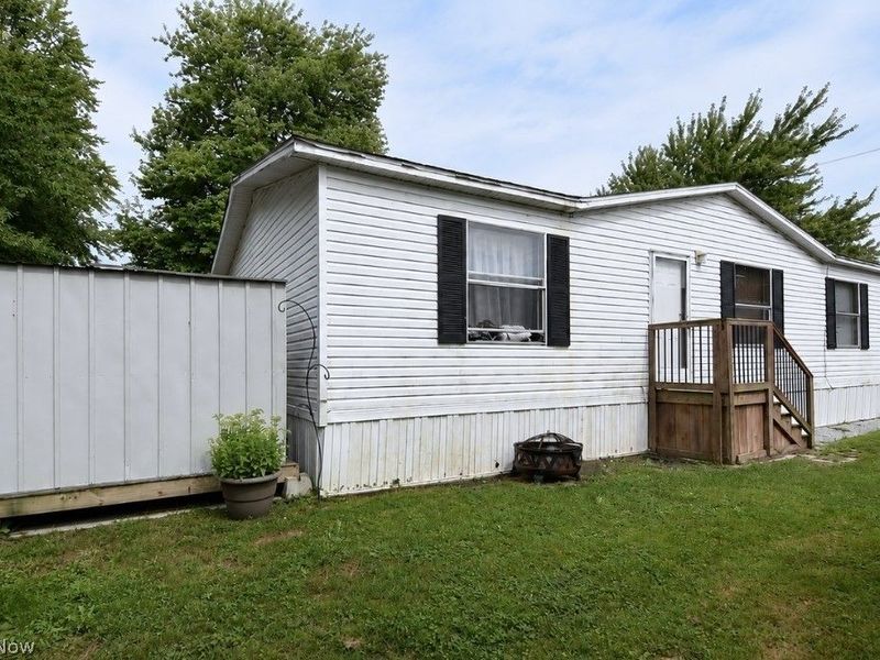 8 Eddy Road, Madison, OH 44057 Photo 1