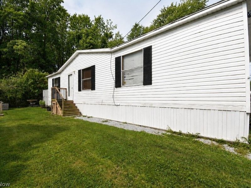 8 Eddy Road, Madison, OH 44057 Photo 2