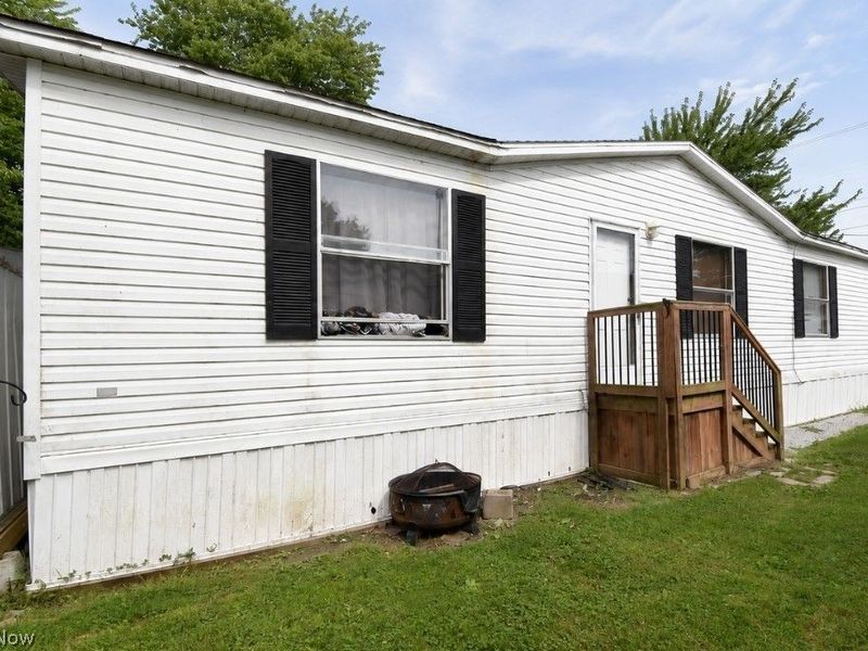 8 Eddy Road, Madison, OH 44057 Photo 3