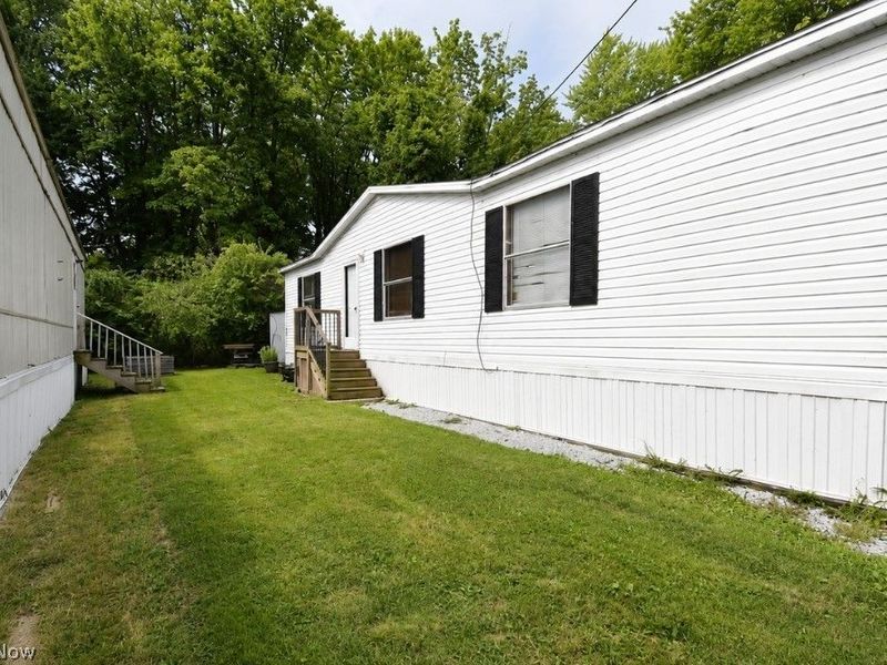 8 Eddy Road, Madison, OH 44057 Photo 4