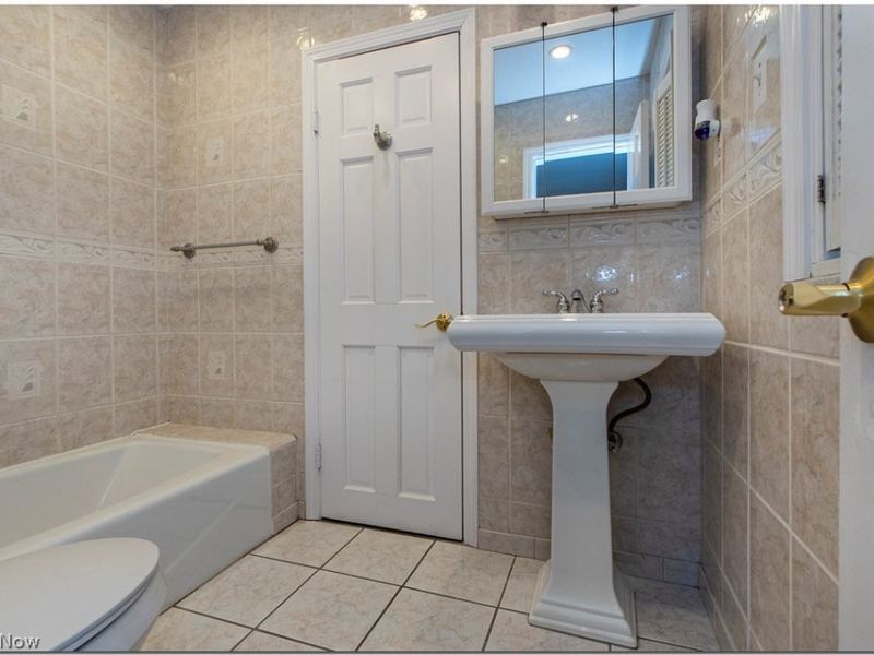 2685 Rocklyn Road, Shaker Heights, OH 44122 Photo 25