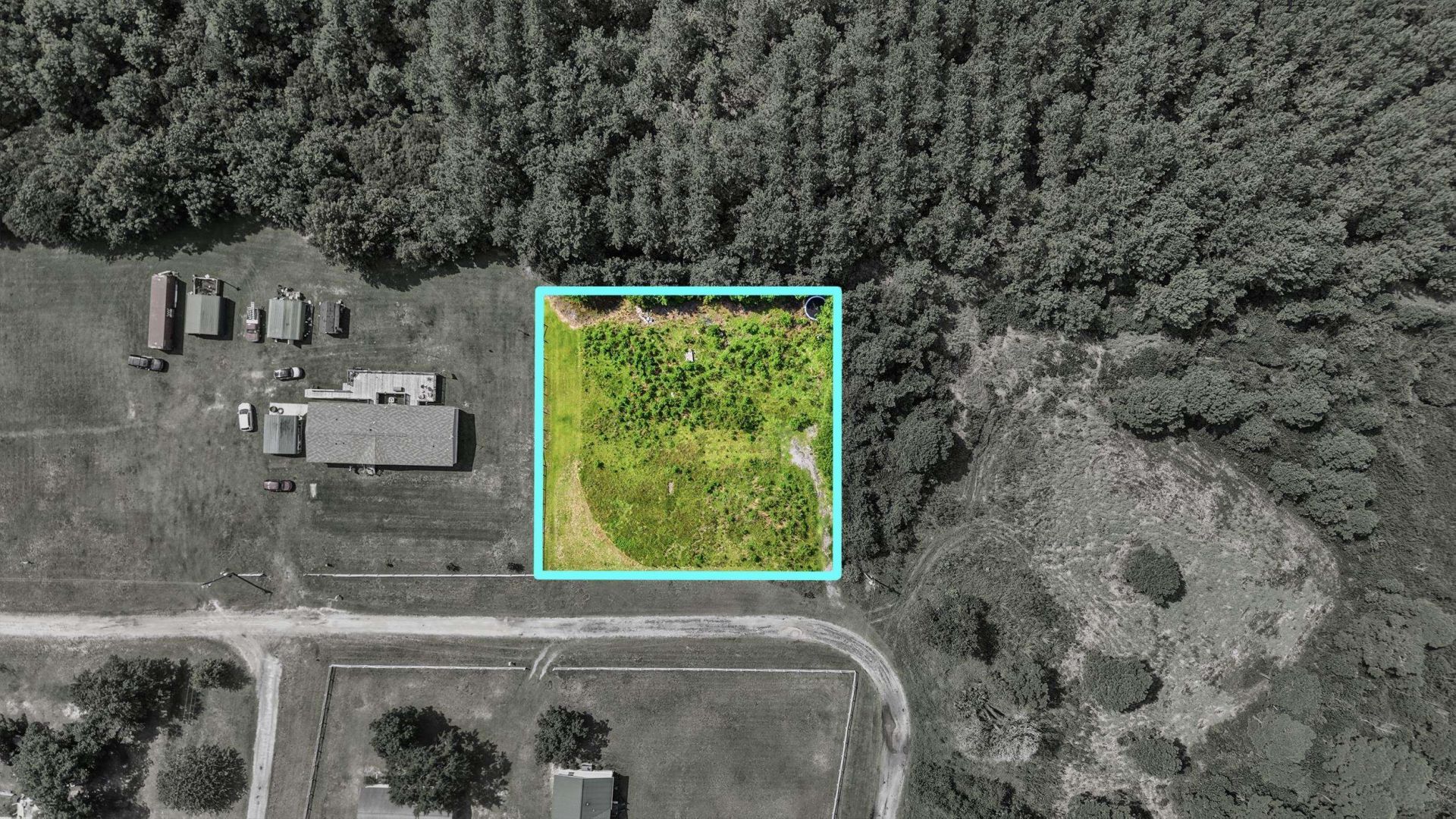 1304 Meadowlark Circle Photo 5