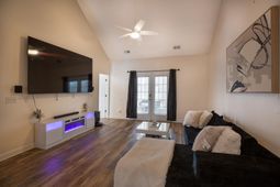 6095 Catalina Dr. photo 4