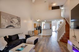 6095 Catalina Dr. photo 4