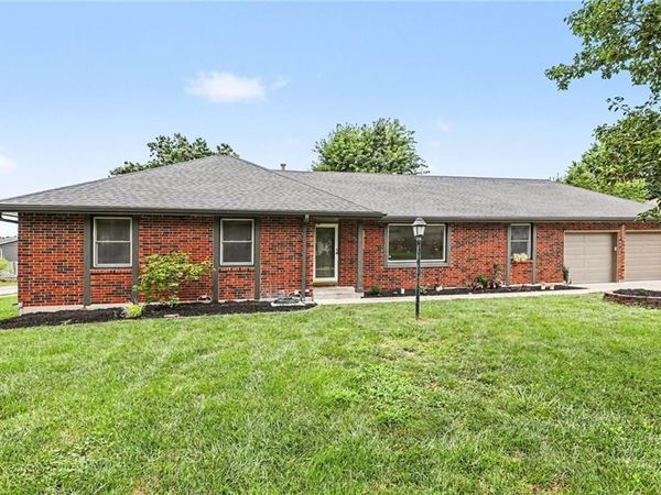 300 N Woodson Drive, Raymore, MO 64083