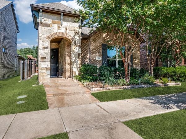 3908 Jasmine Fox Lane , Arlington, TX 76005