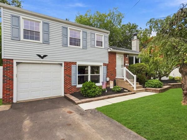 1126 PINEGROVE AVENUE , LANSDALE, PA 19446