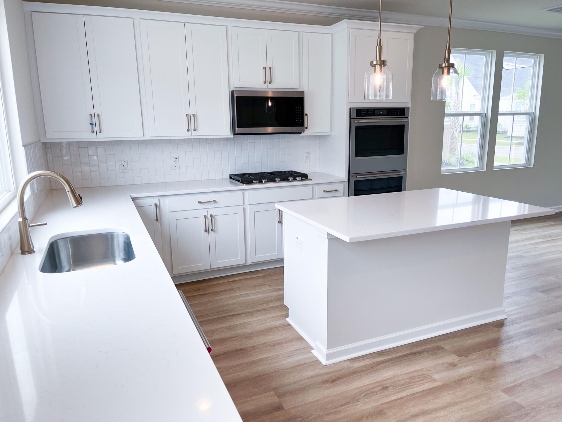 432 Swaying Pine Lane Photo 4