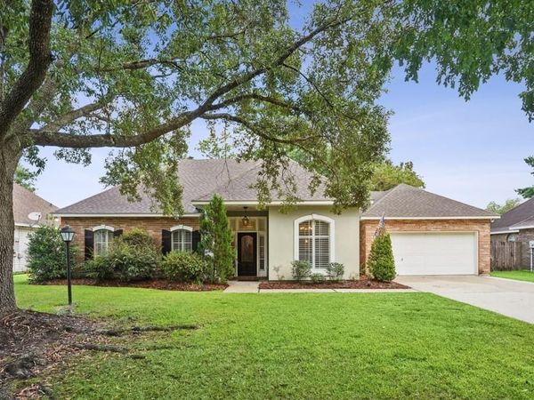 2043 TIMBERCREEK Lane, Mandeville, LA 70448