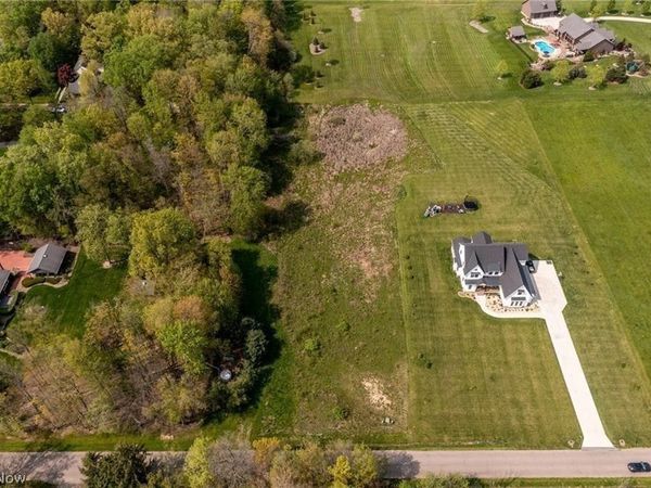 3476 W Calla Road, Canfield, OH 44406