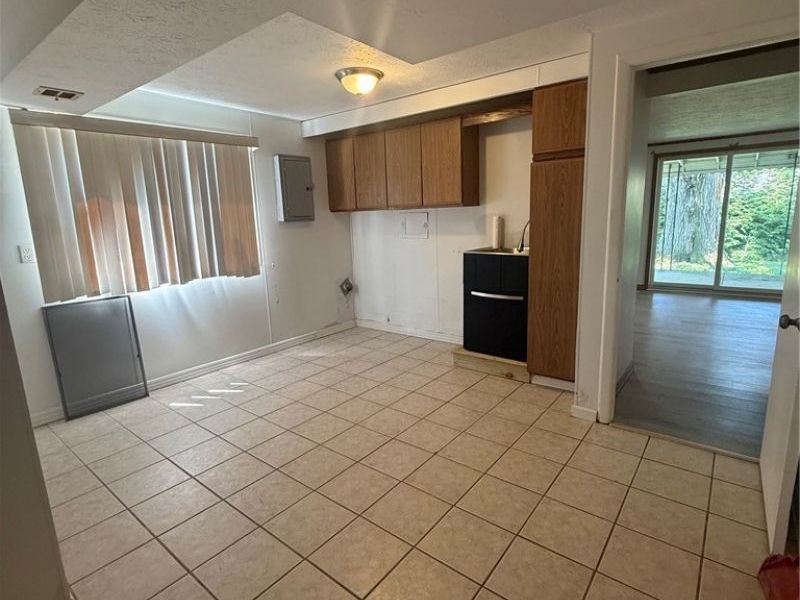 6580 Forest Glen Avenue, Solon, OH 44139 Photo 10