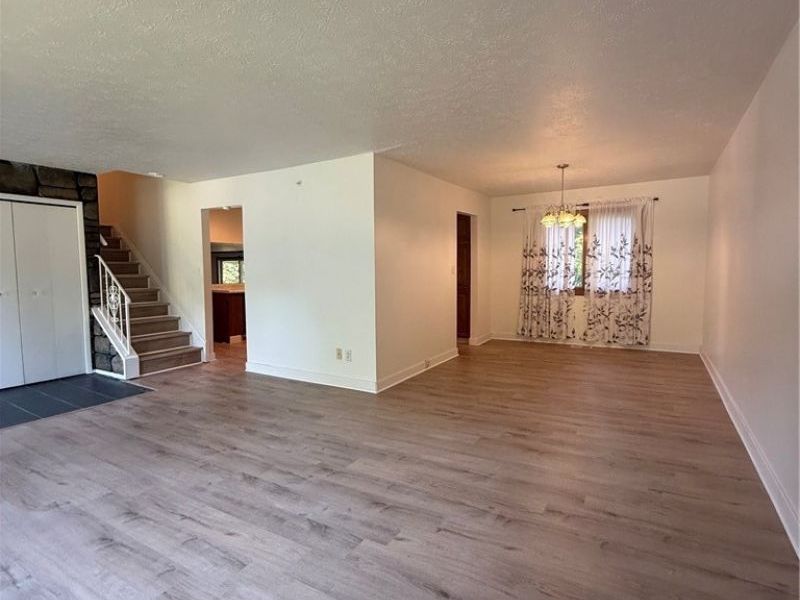 6580 Forest Glen Avenue, Solon, OH 44139 Photo 6
