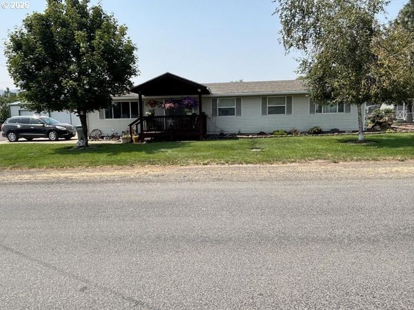 160 S 17th st, Elgin, OR 97827