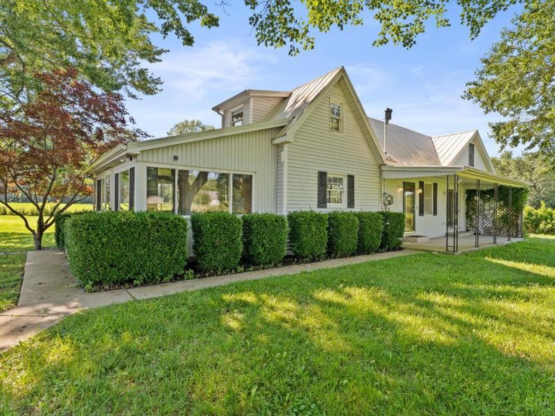 15830 Eastwood Road, Sterling Twp, OH 45154 Photo 3