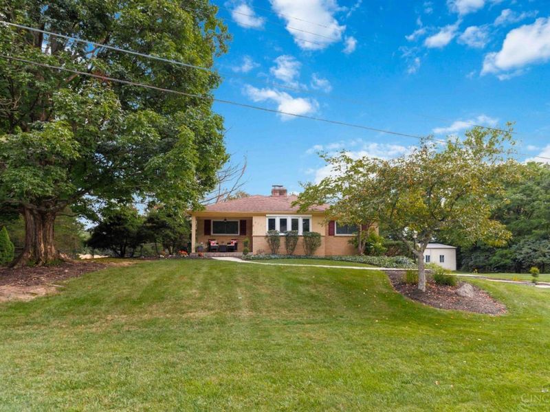 8357 Richland Drive, Anderson Twp, OH 45255 Photo 2