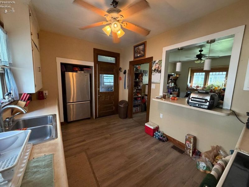 305 N Sandusky Street, Tiffin, OH 44883 Photo 10
