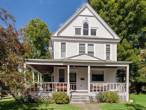 301 N Main Street , Minoa, NY 13116