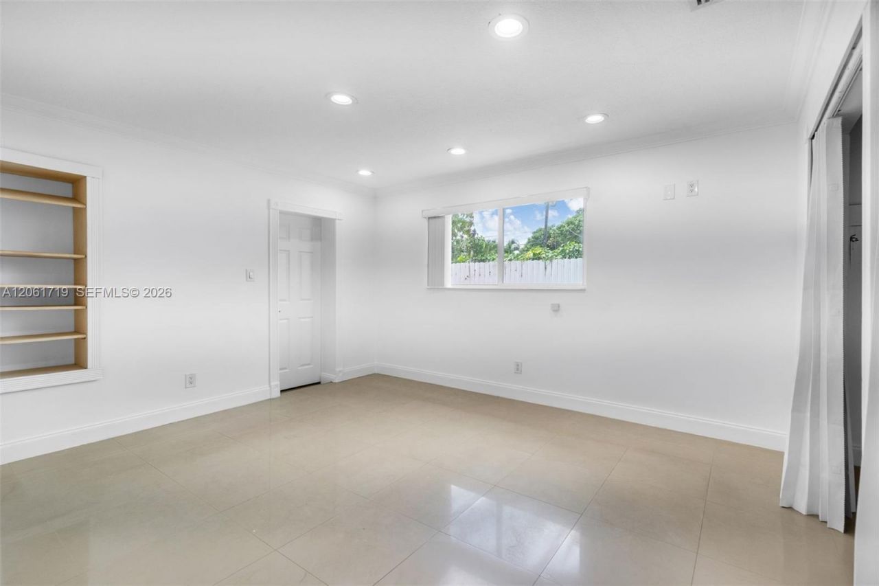 3685 W 9th Ave, Hialeah, FL 33012 Photo