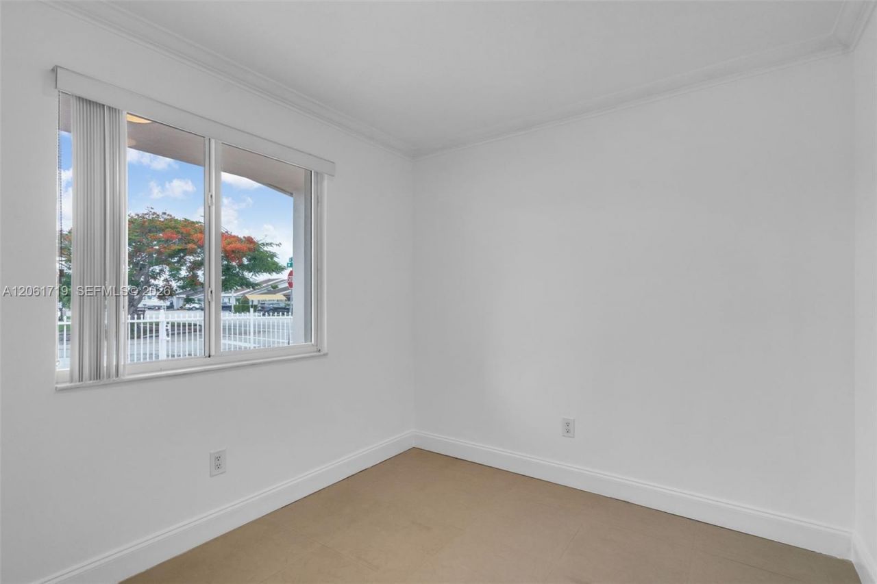 3685 W 9th Ave, Hialeah, FL 33012 Photo