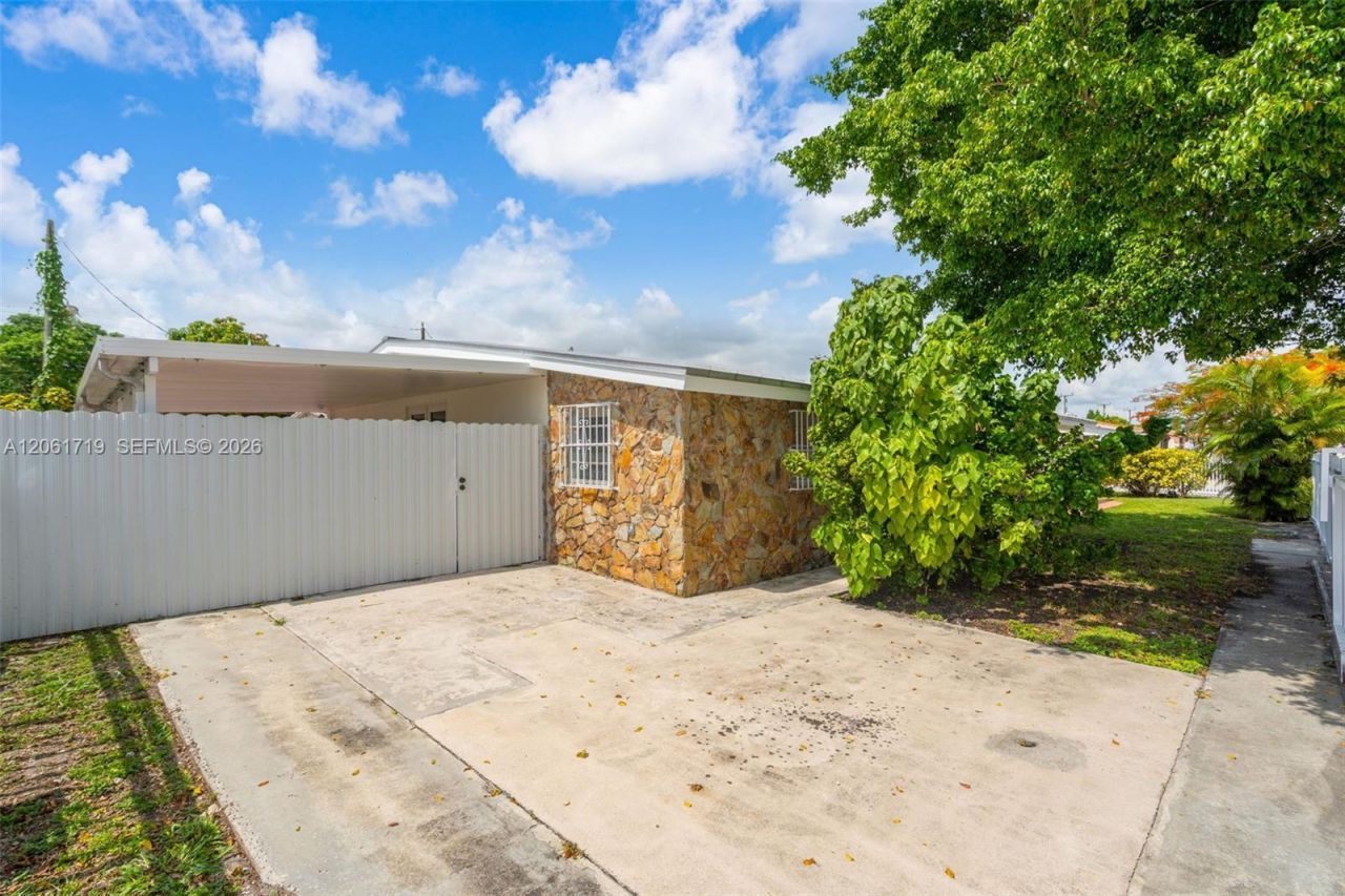 3685 W 9th Ave, Hialeah, FL 33012 Photo