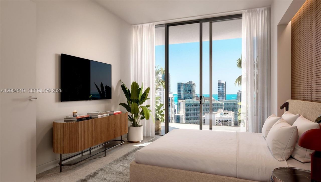 690 SW 1 Avenue, Unit 3814, Miami, FL 33130 Photo