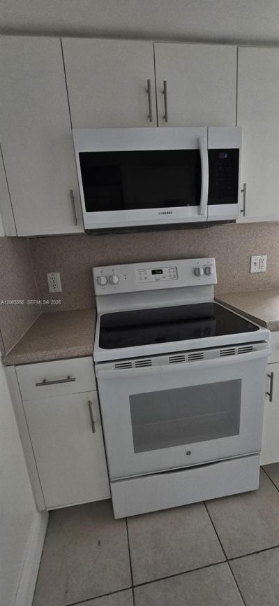 2415 NW 16th St Rd , Unit 315, Miami, FL 33125 Photo
