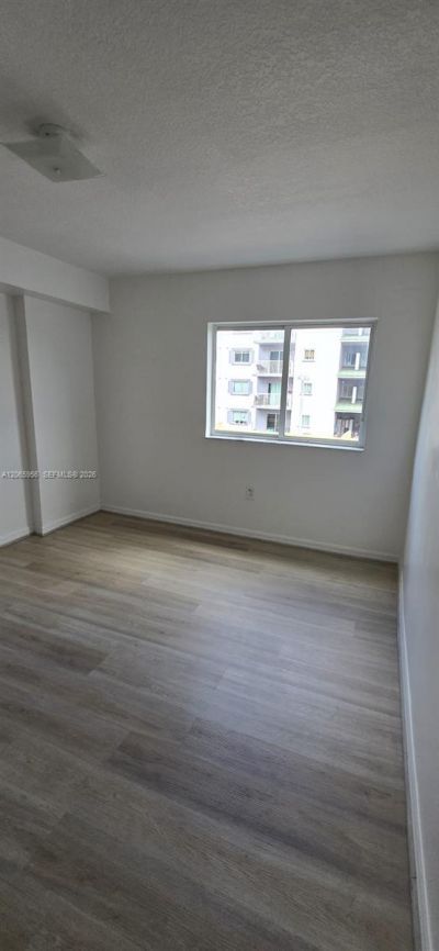2415 NW 16th St Rd , Unit 315, Miami, FL 33125 Photo