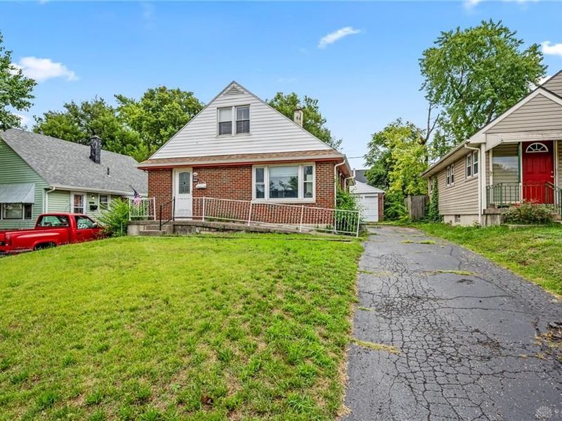 246 N Cherrywood Avenue, Dayton, OH 45403 Photo 2