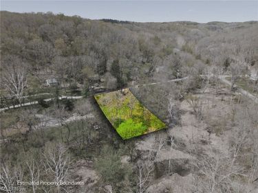 7166 Dove Road SW, Carrollton, OH 44615