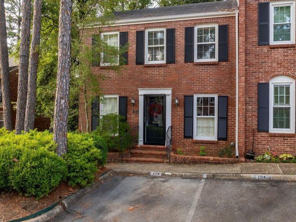 2805 Foxcroft #204 Road, Little Rock, AR 72227