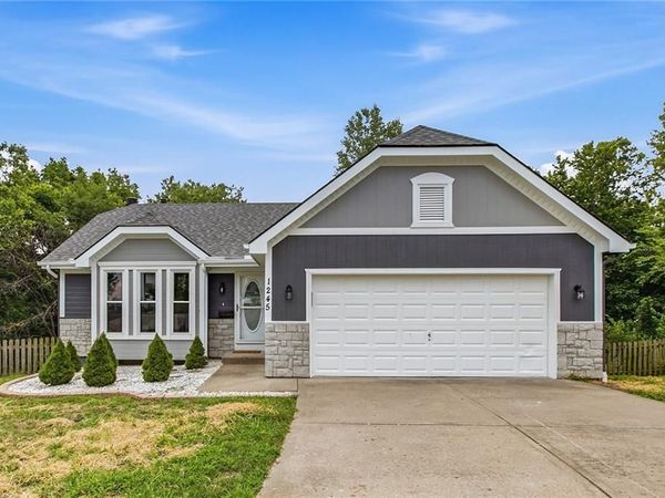 1245 Mockingbird Lane, Liberty, MO 64068