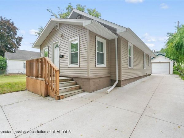 930 Durant Street, Lansing, MI 48915