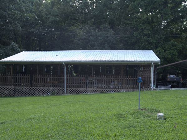 1300 Holder Rd , Cedar Grove, TN 38321