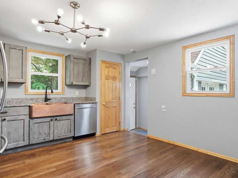 239 Burkhart Avenue, Reading, OH 45215 Photo 18