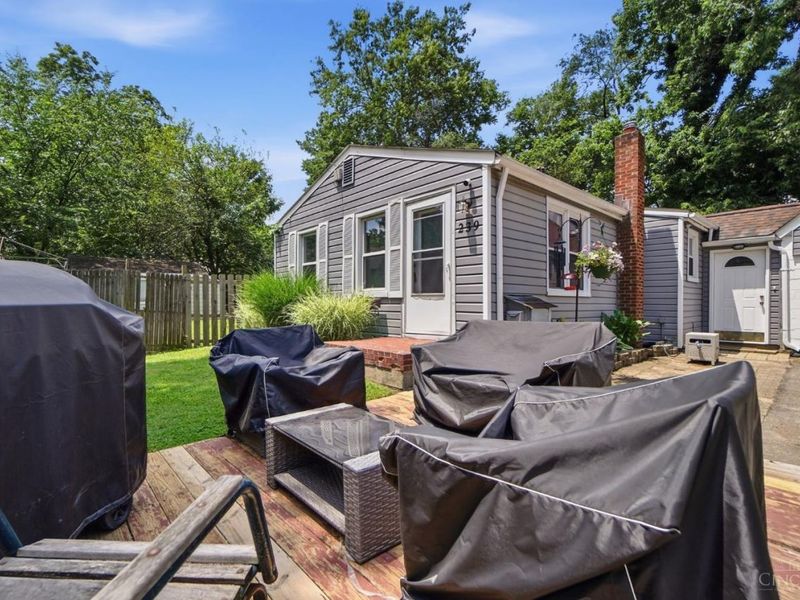 239 Burkhart Avenue, Reading, OH 45215 Photo 4