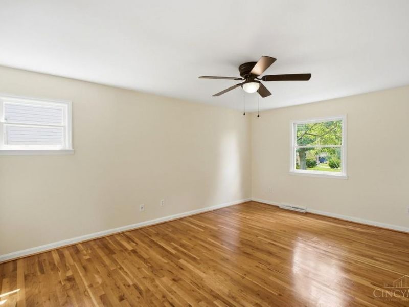 1046 Eastland Terrace, Anderson Twp, OH 45230 Photo 19