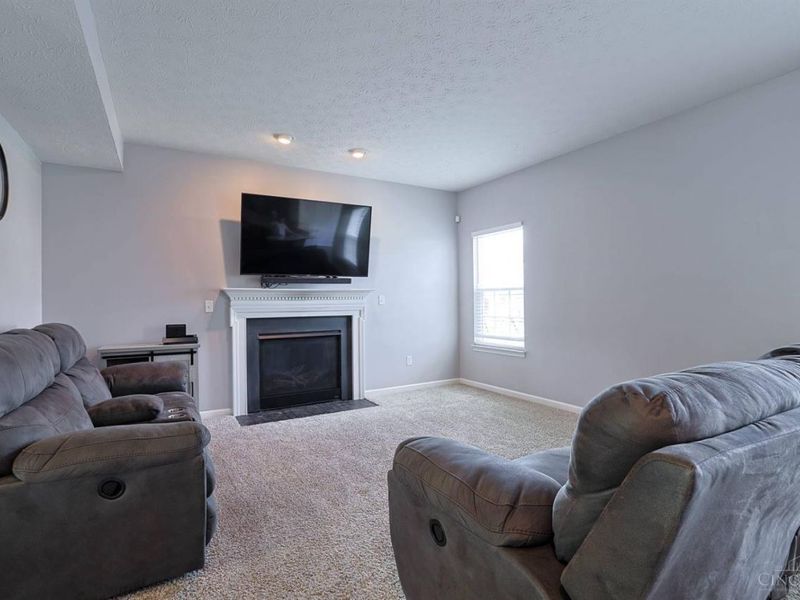 2686 Blackgold Court, Hamilton Twp, OH 45152 Photo 7