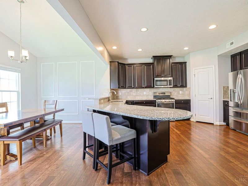 2686 Blackgold Court, Hamilton Twp, OH 45152 Photo 8