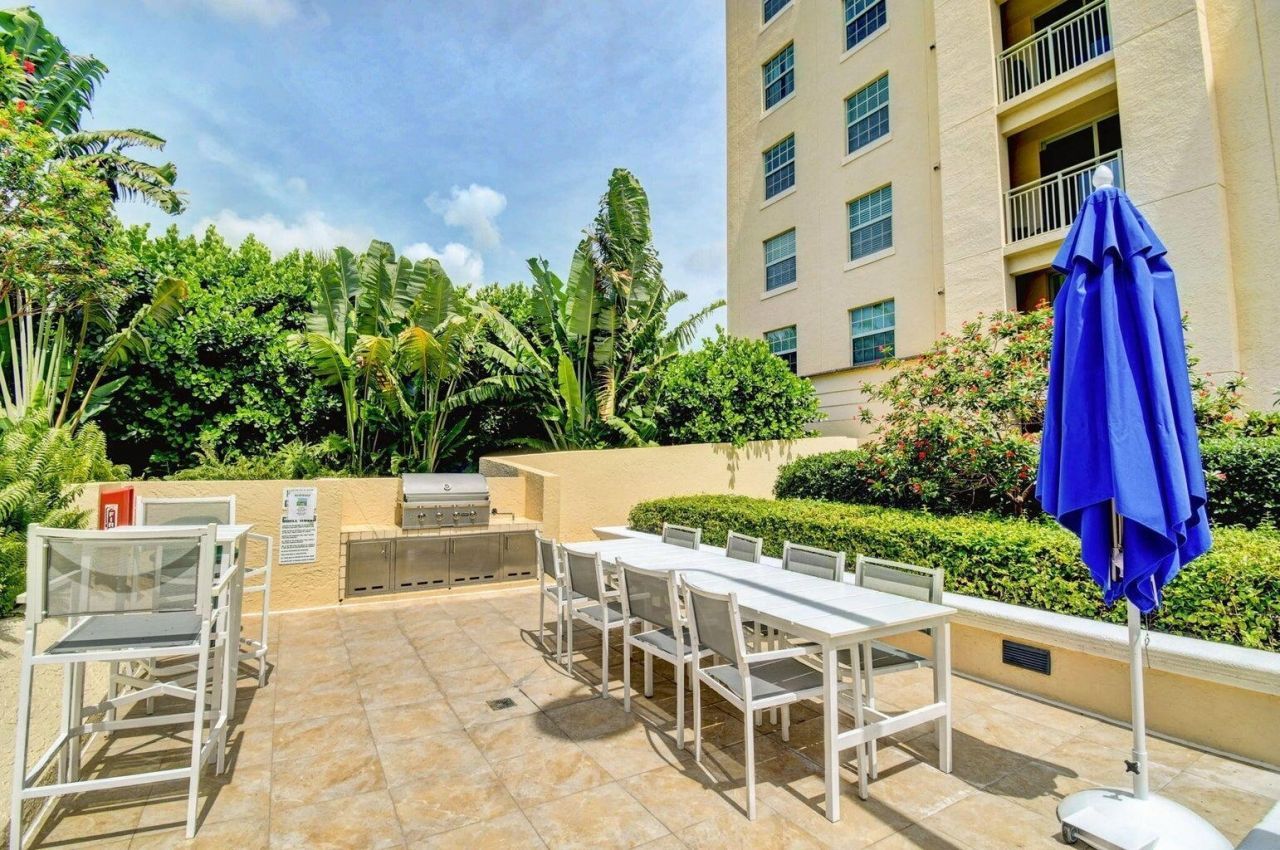 610 Clematis Street, Unit 808, West Palm Beach, FL 33401 Photo