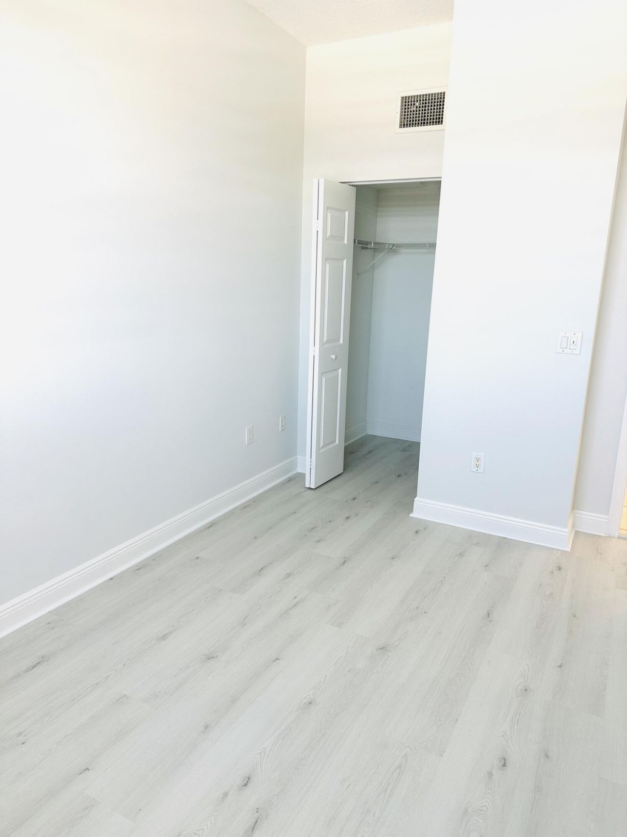 610 Clematis Street, Unit 808, West Palm Beach, FL 33401 Photo