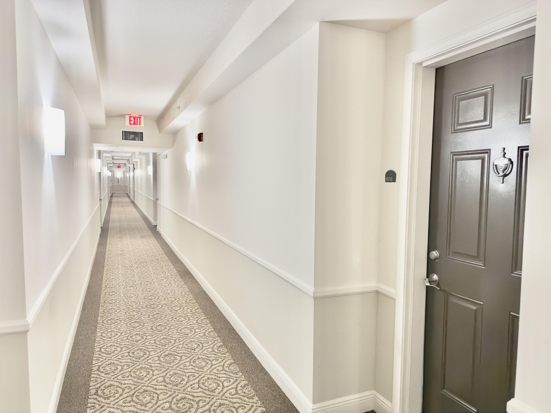 610 Clematis Street, Unit 808, West Palm Beach, FL 33401 Photo