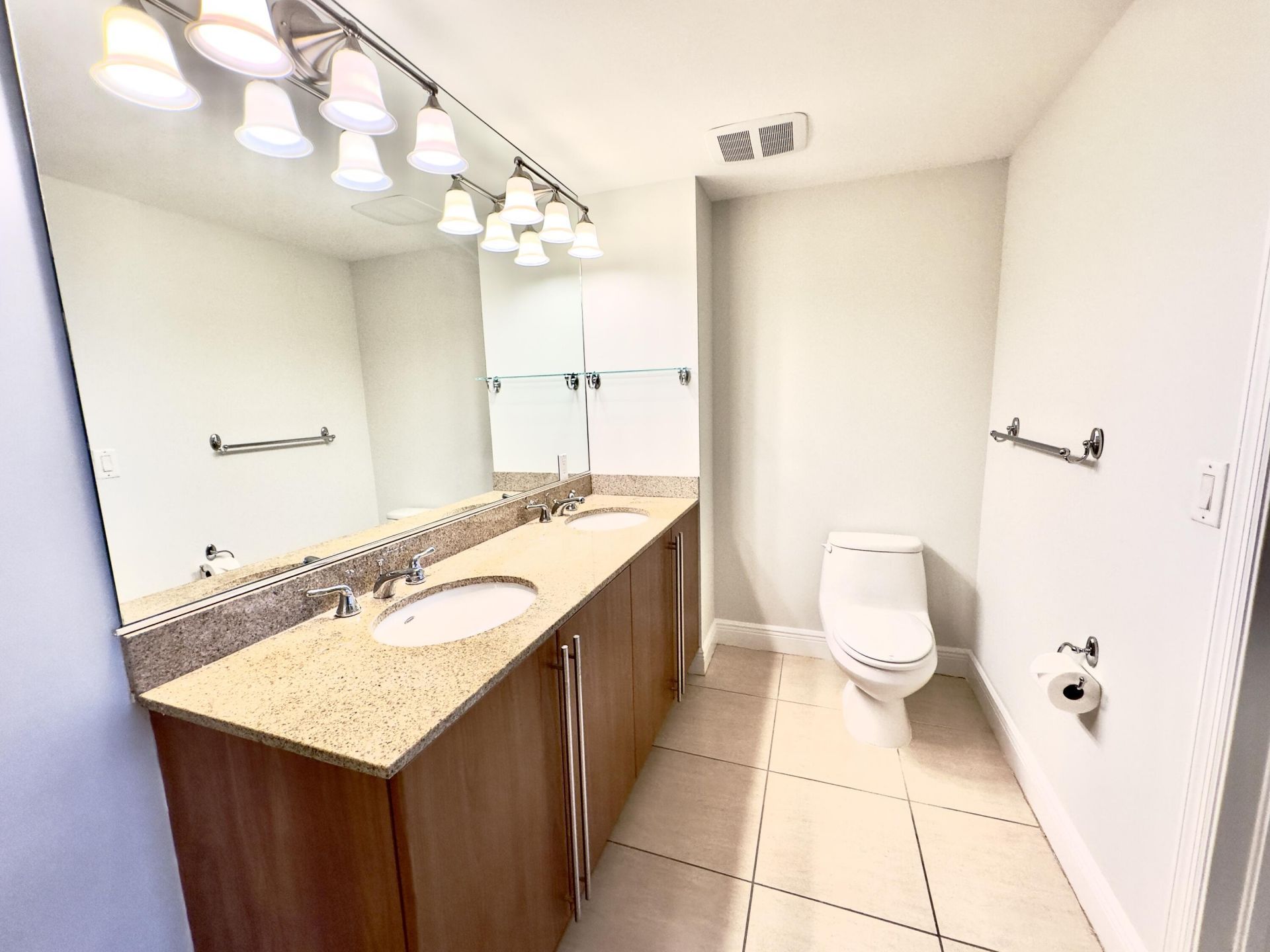 610 Clematis Street, Unit 808, West Palm Beach, FL 33401 Photo