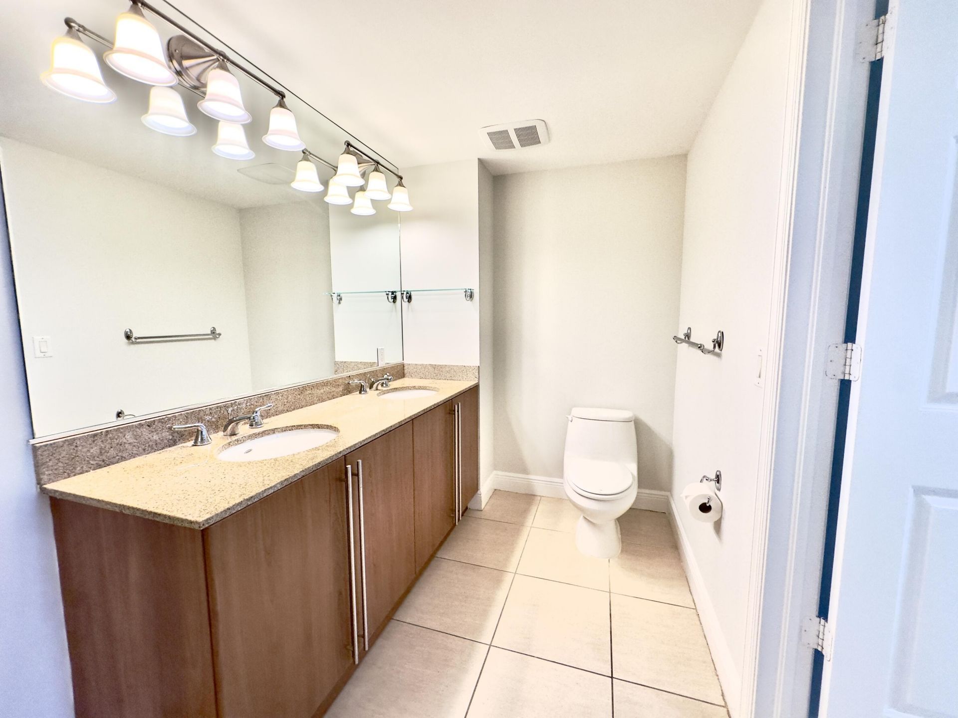 610 Clematis Street, Unit 808, West Palm Beach, FL 33401 Photo