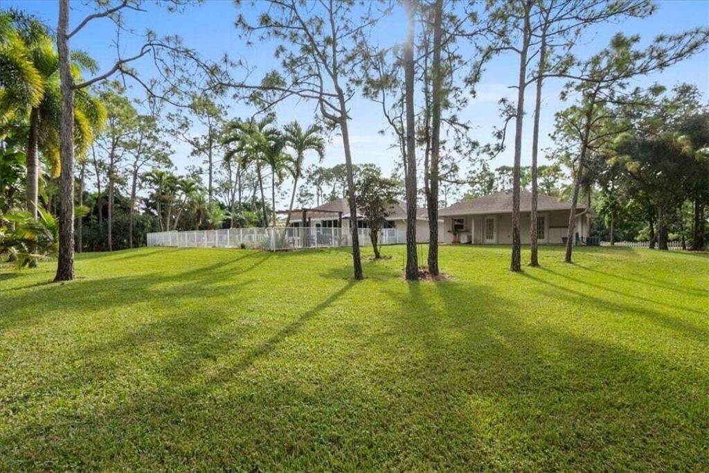 17065 82nd Road N, Unit Guest Hous, The Acreage, FL 33470 Photo