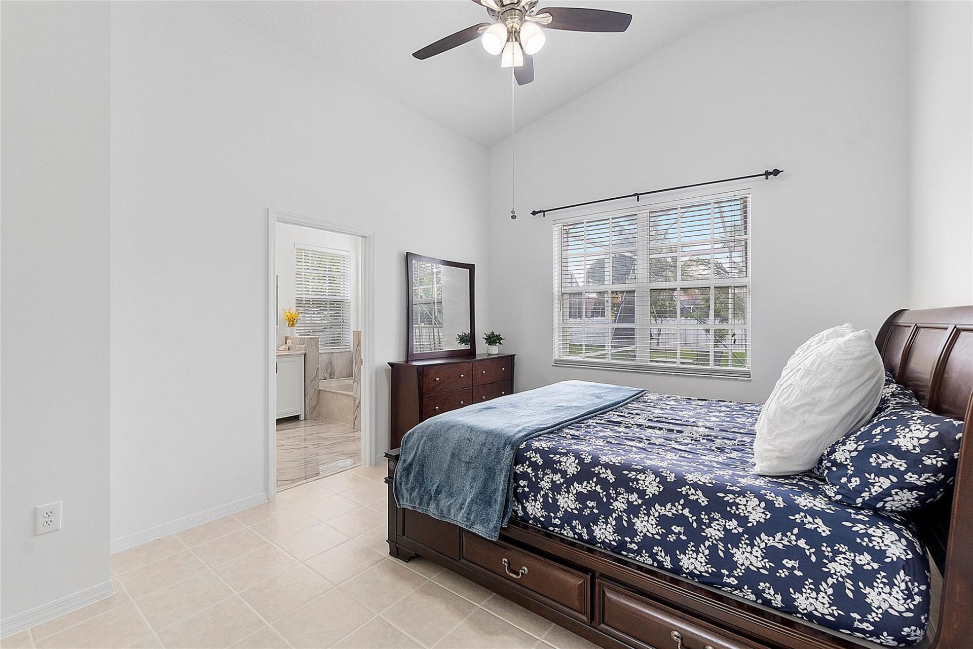 5385 NW 124th Way, Coral Springs, FL 33076 Photo